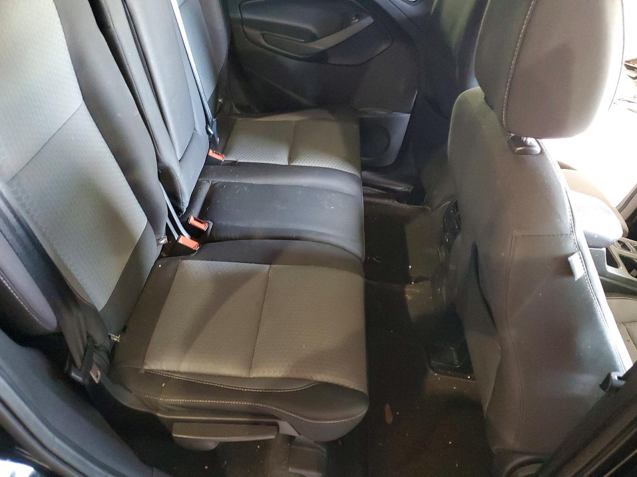 2017 FORD ESCAPE SE photo 21