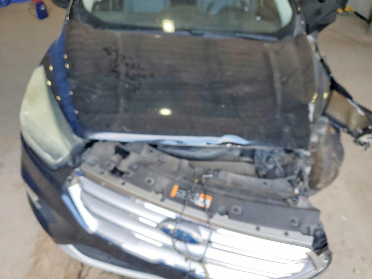 2017 FORD ESCAPE SE photo 23