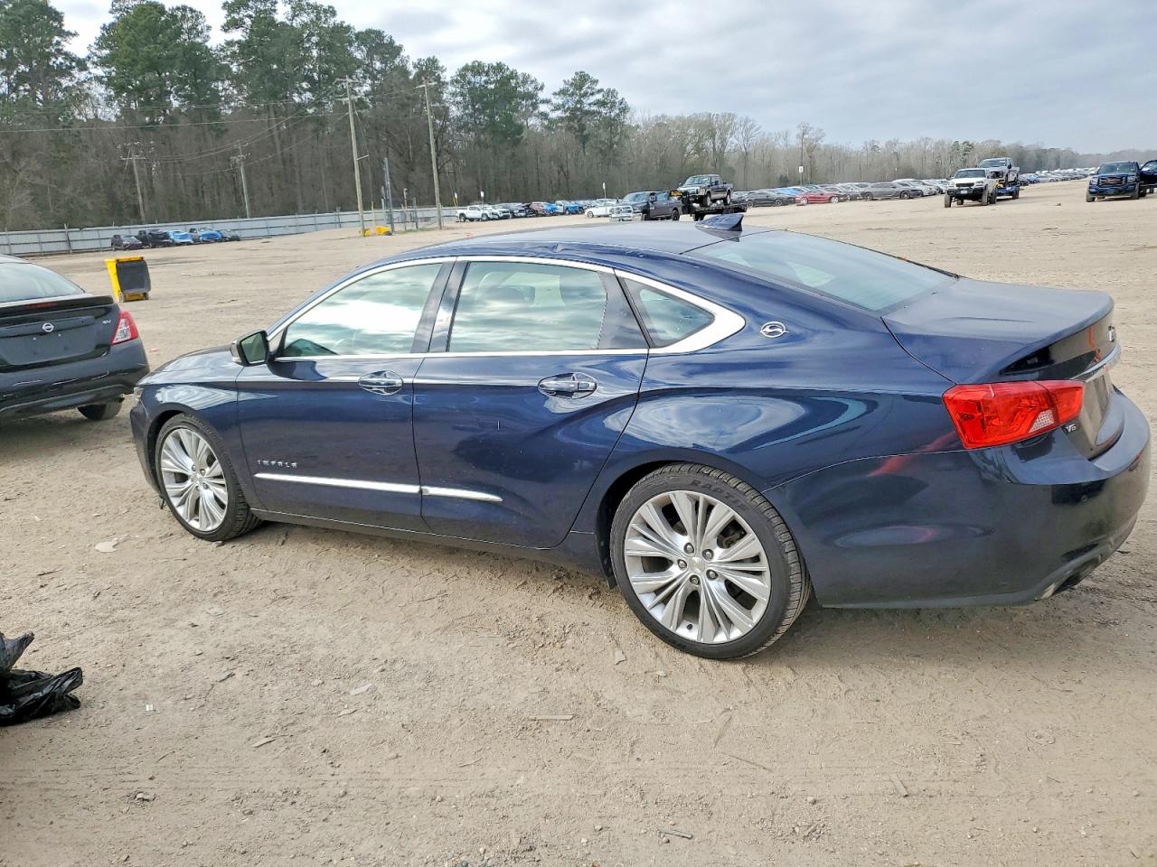 2015 CHEVROLET IMPALA LTZ photo 3