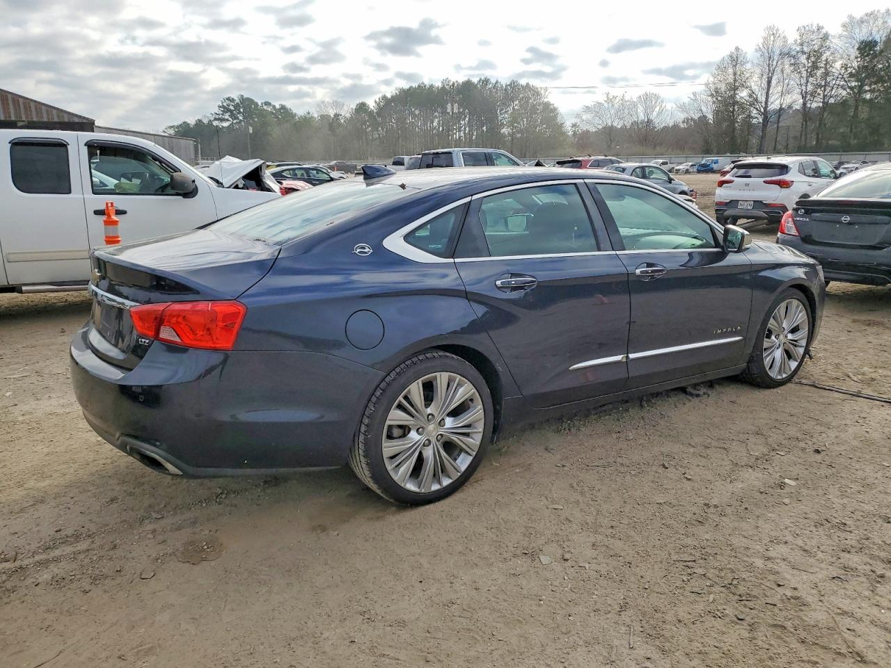 2015 CHEVROLET IMPALA LTZ photo 5