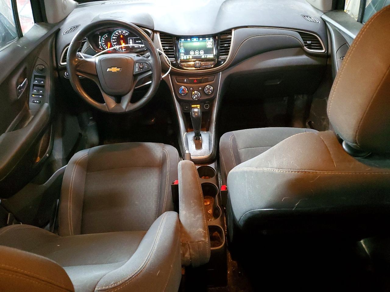 2019 CHEVROLET TRAX LS photo 15