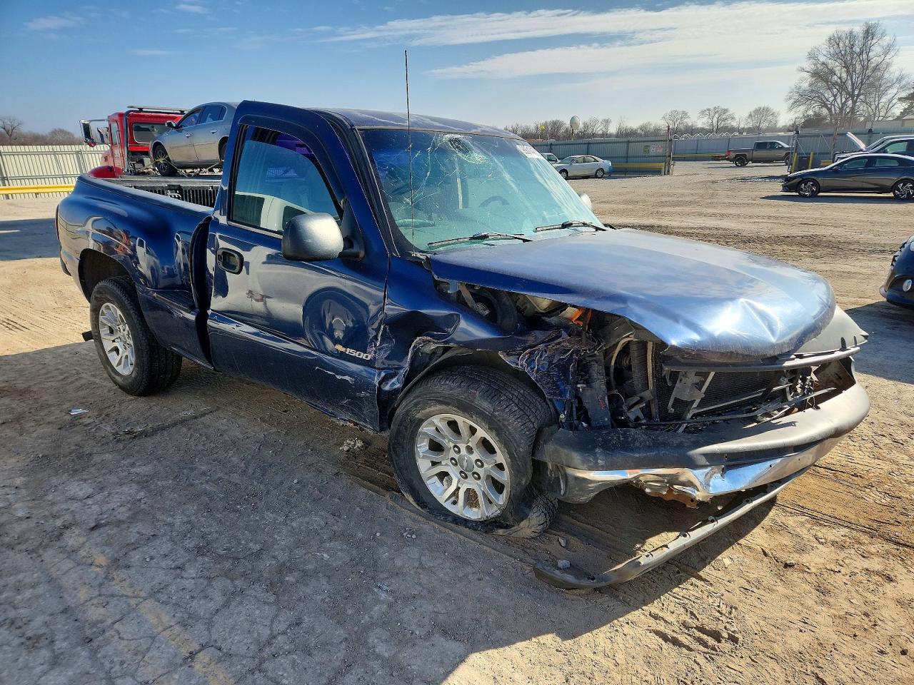 2002 CHEVROLET SILVERADO C1500 photo 4