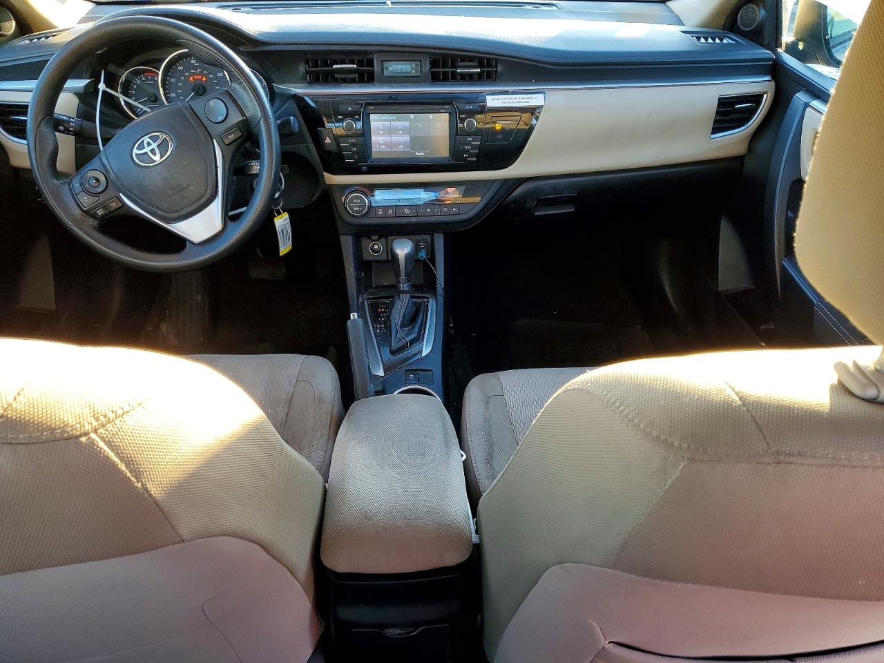 2016 TOYOTA COROLLA L photo 8