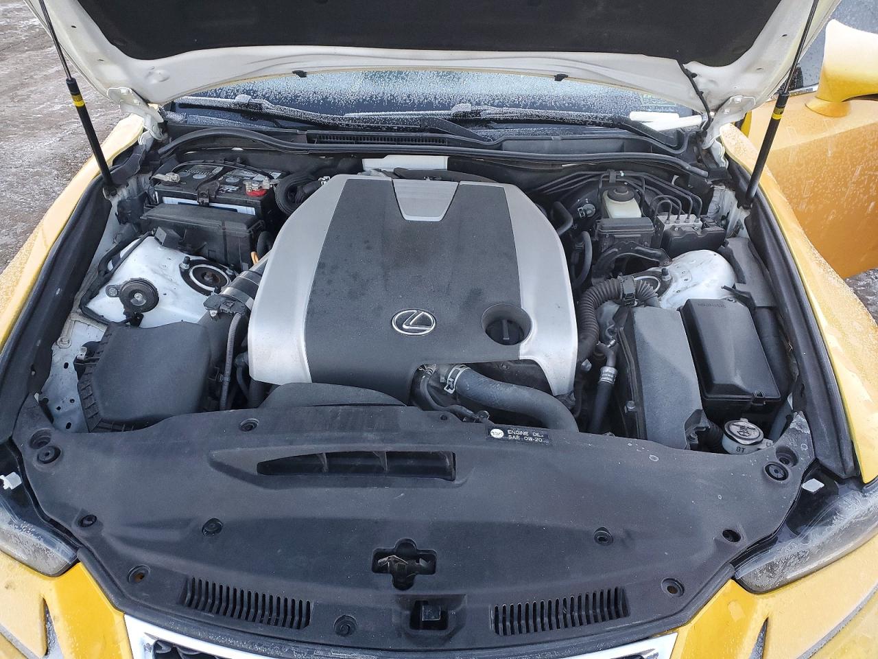 2017 LEXUS IS 300 photo 31