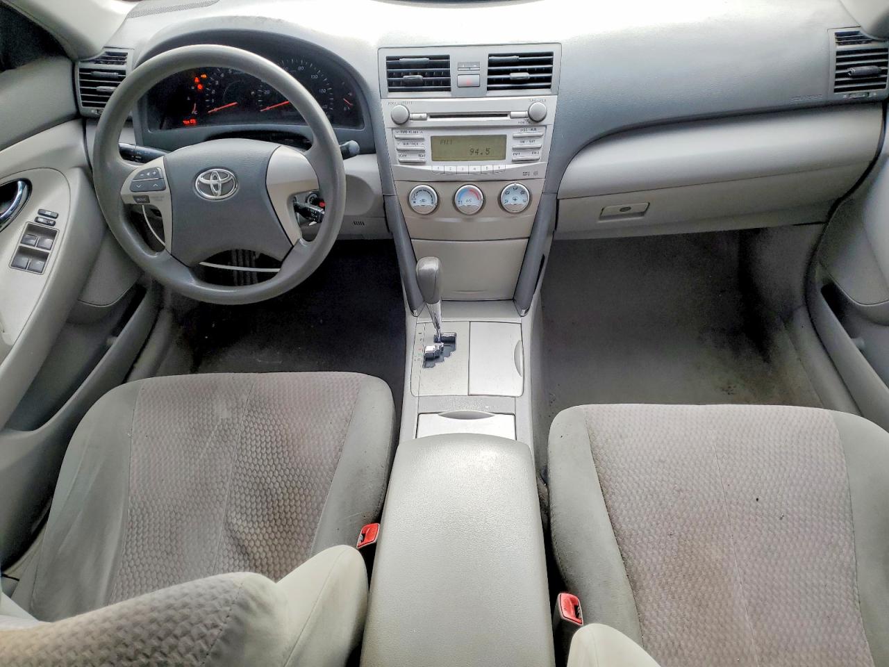 2011 TOYOTA CAMRY BASE photo 8