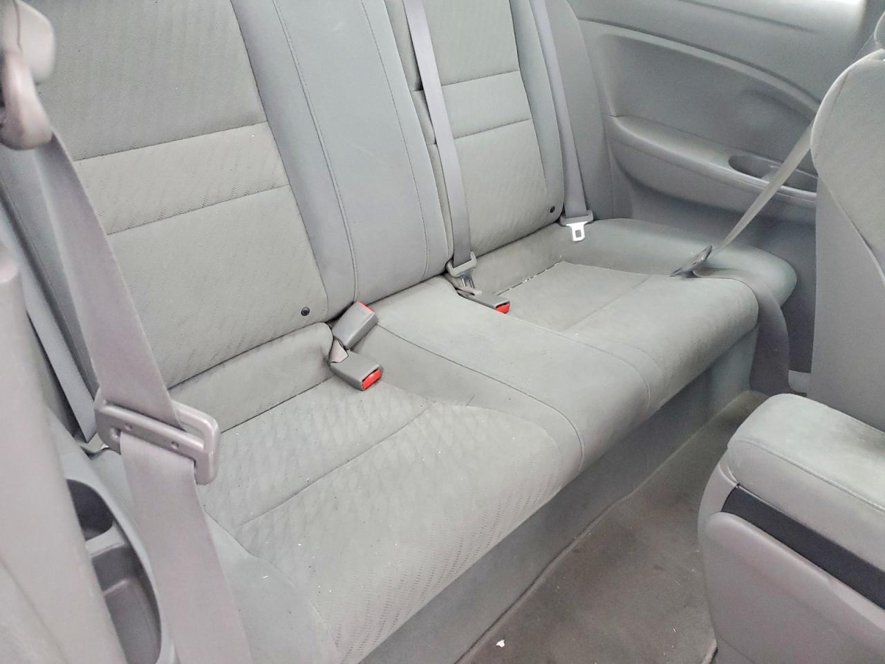 2011 HONDA CIVIC LX photo 10