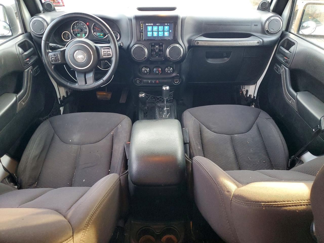 2013 JEEP WRANGLER UNLIMITED SPORT photo 8