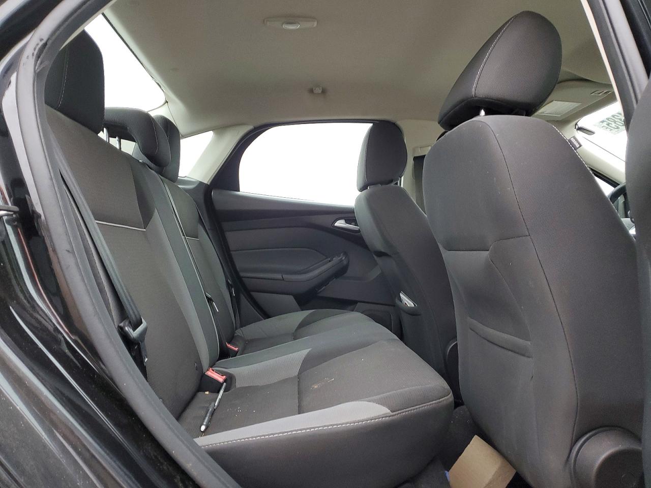 2013 FORD FOCUS SE photo 10