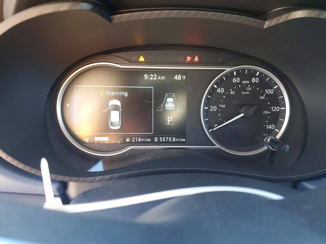 2025 NISSAN VERSA SV photo 9