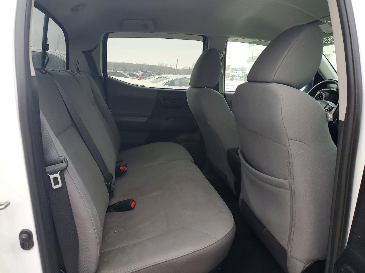 2019 TOYOTA TACOMA DOUBLE CAB photo 10