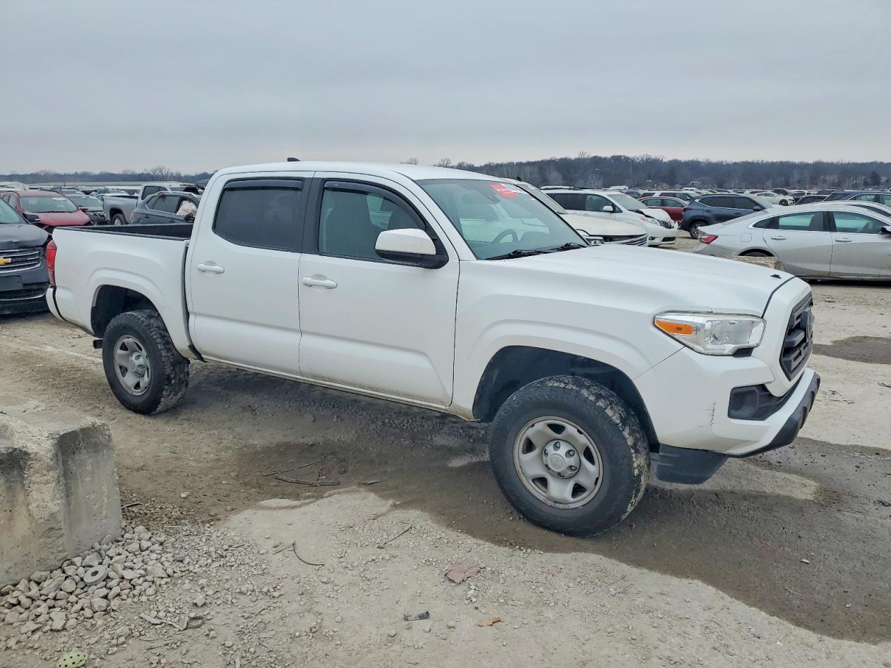 2019 TOYOTA TACOMA DOUBLE CAB photo 4
