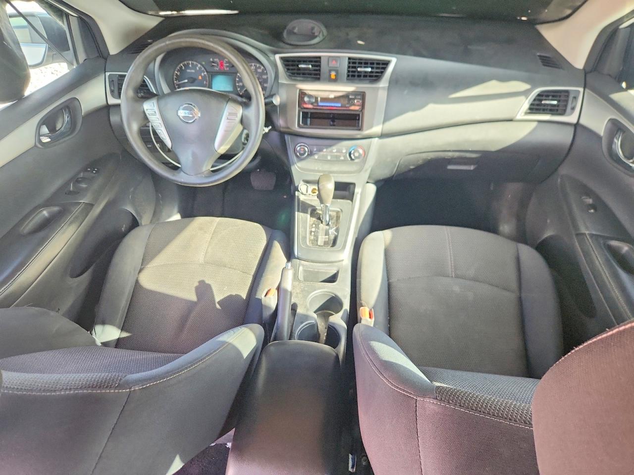 2016 NISSAN SENTRA S photo 8