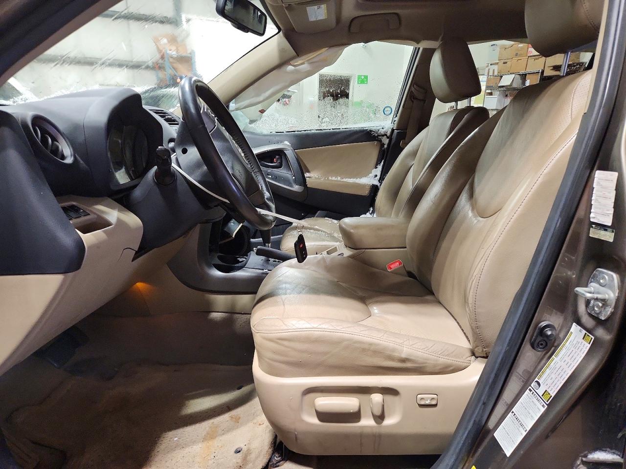 2010 TOYOTA RAV4 LIMITED photo 19