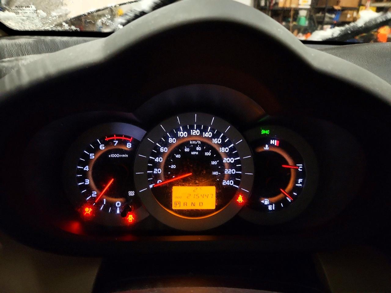 2010 TOYOTA RAV4 LIMITED photo 25
