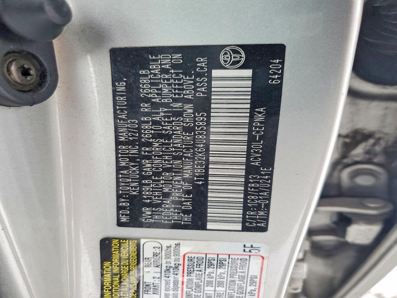 2004 TOYOTA CAMRY LE photo 12