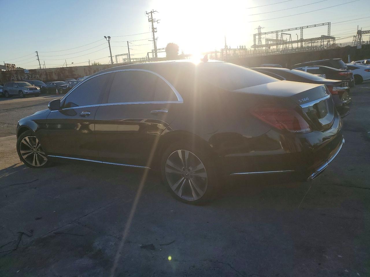 2019 MERCEDES-BENZ S 560 photo 2