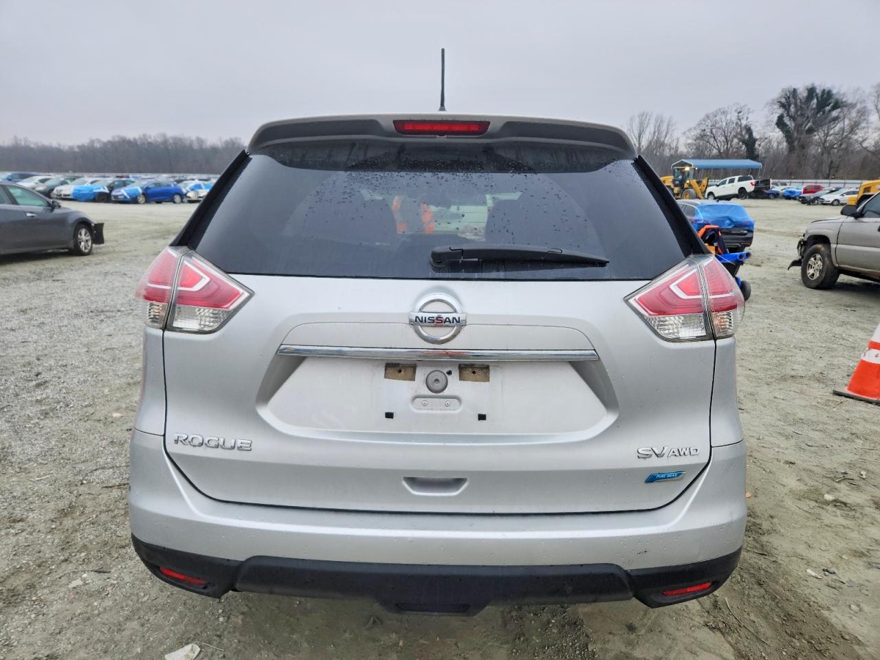 2014 NISSAN ROGUE S photo 16