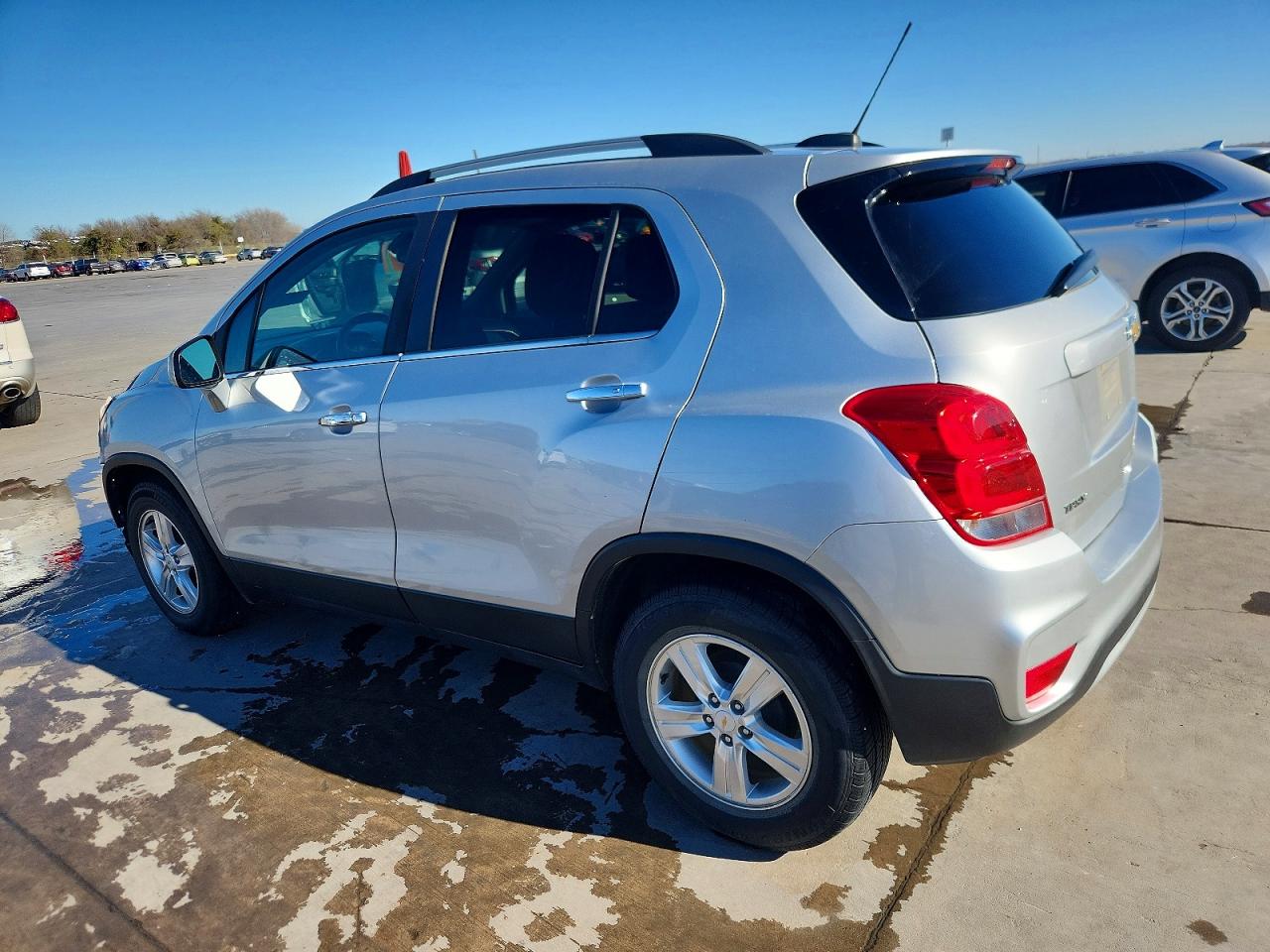 2017 CHEVROLET TRAX 1LT photo 3