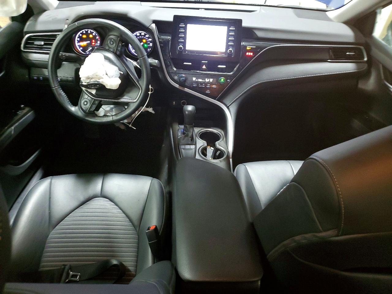 2023 TOYOTA CAMRY SE NIGHT SHADE photo 8