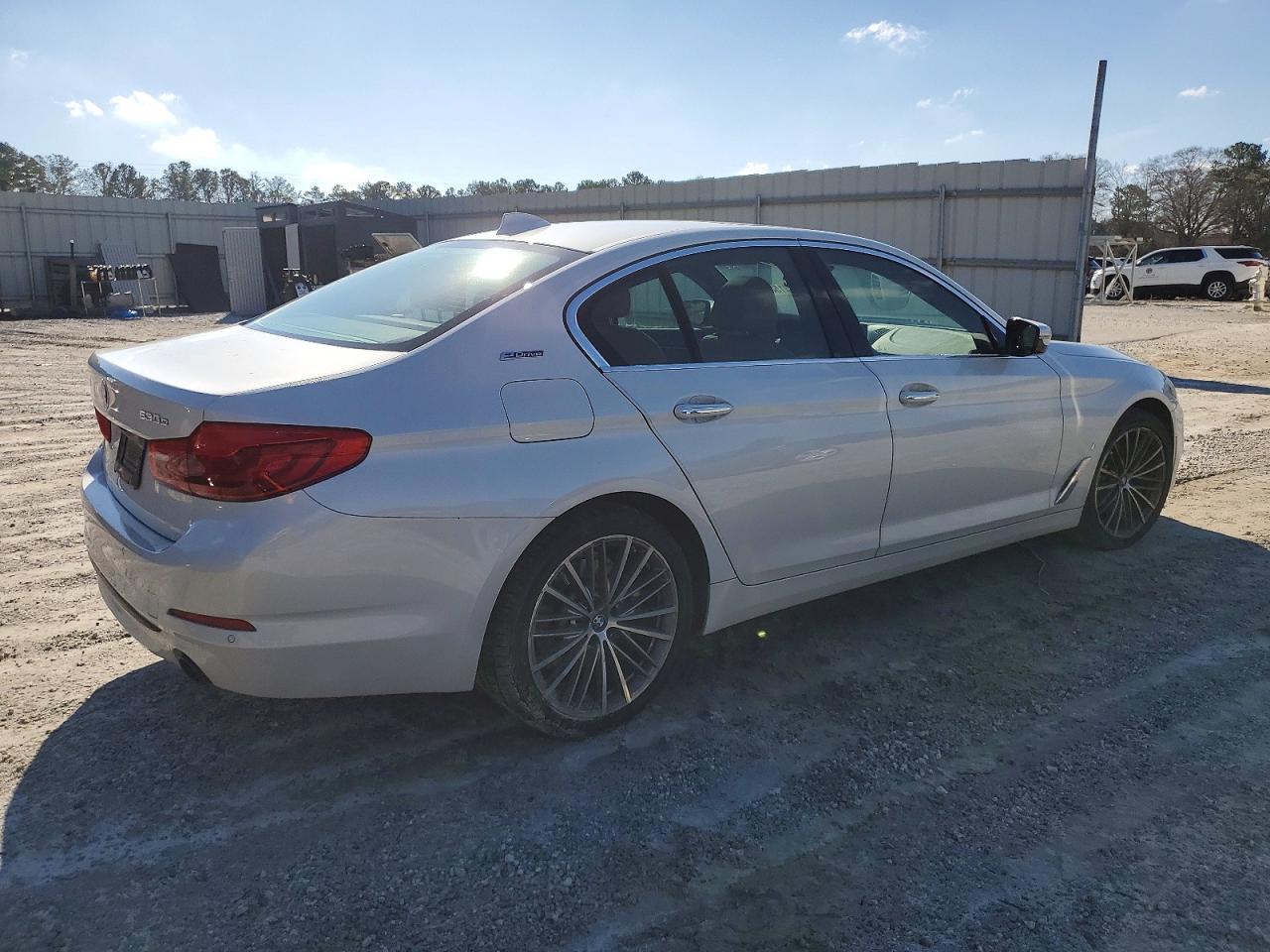 2018 BMW 530E photo 3