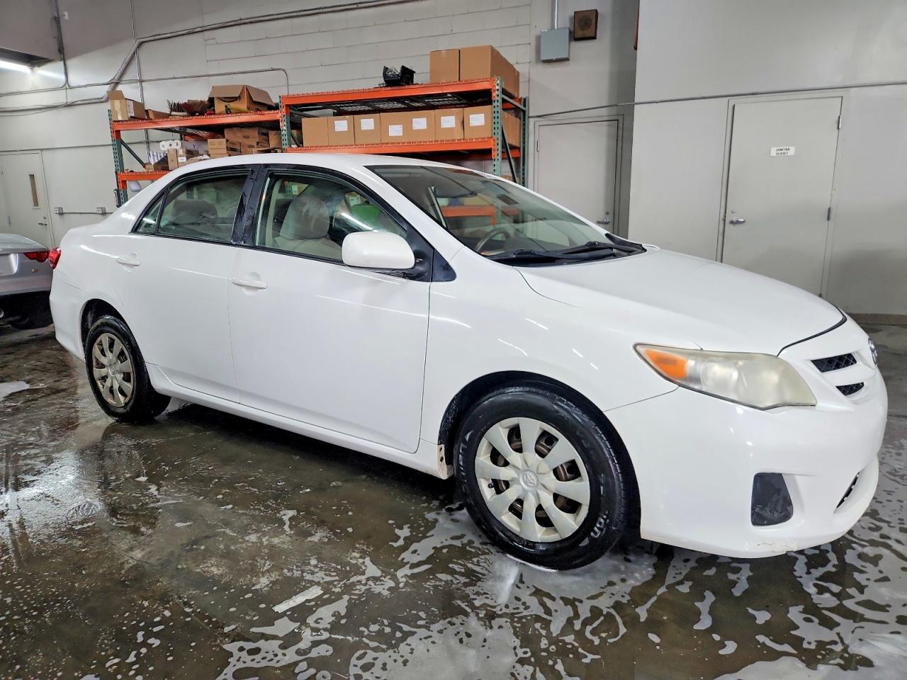 2011 TOYOTA COROLLA BASE photo 4