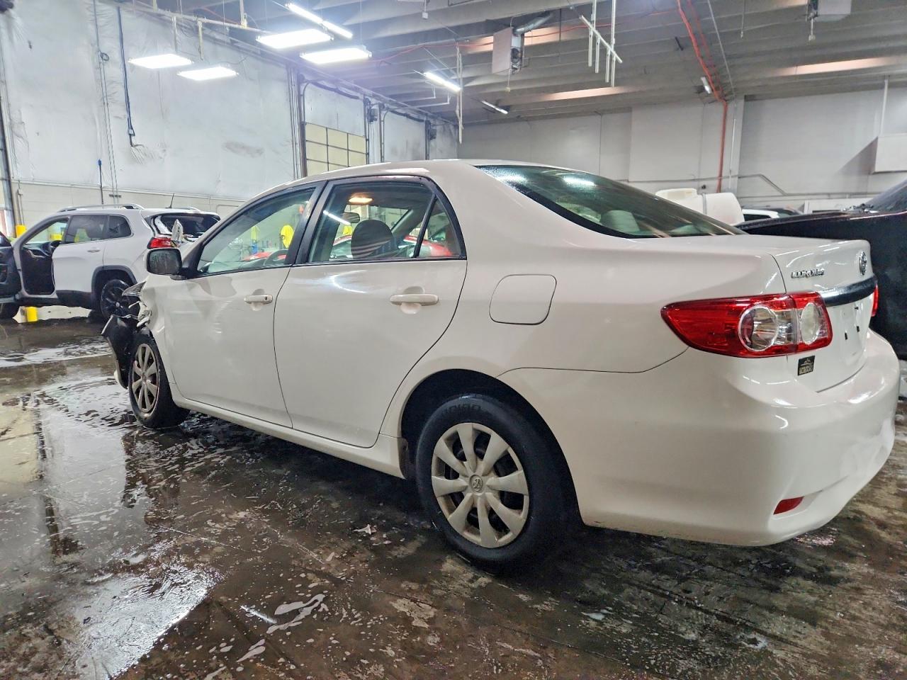 2011 TOYOTA COROLLA BASE photo 2