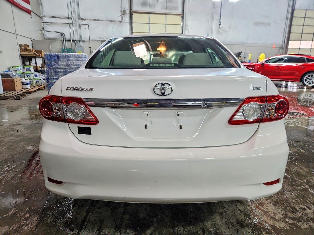 2011 TOYOTA COROLLA BASE photo 6