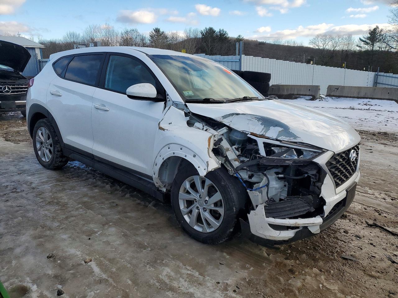 2020 HYUNDAI TUCSON SE photo 7