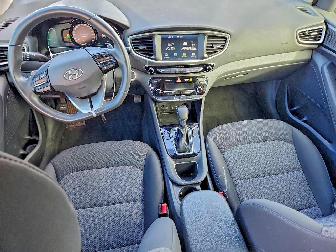 2019 HYUNDAI IONIQ SEL photo 8