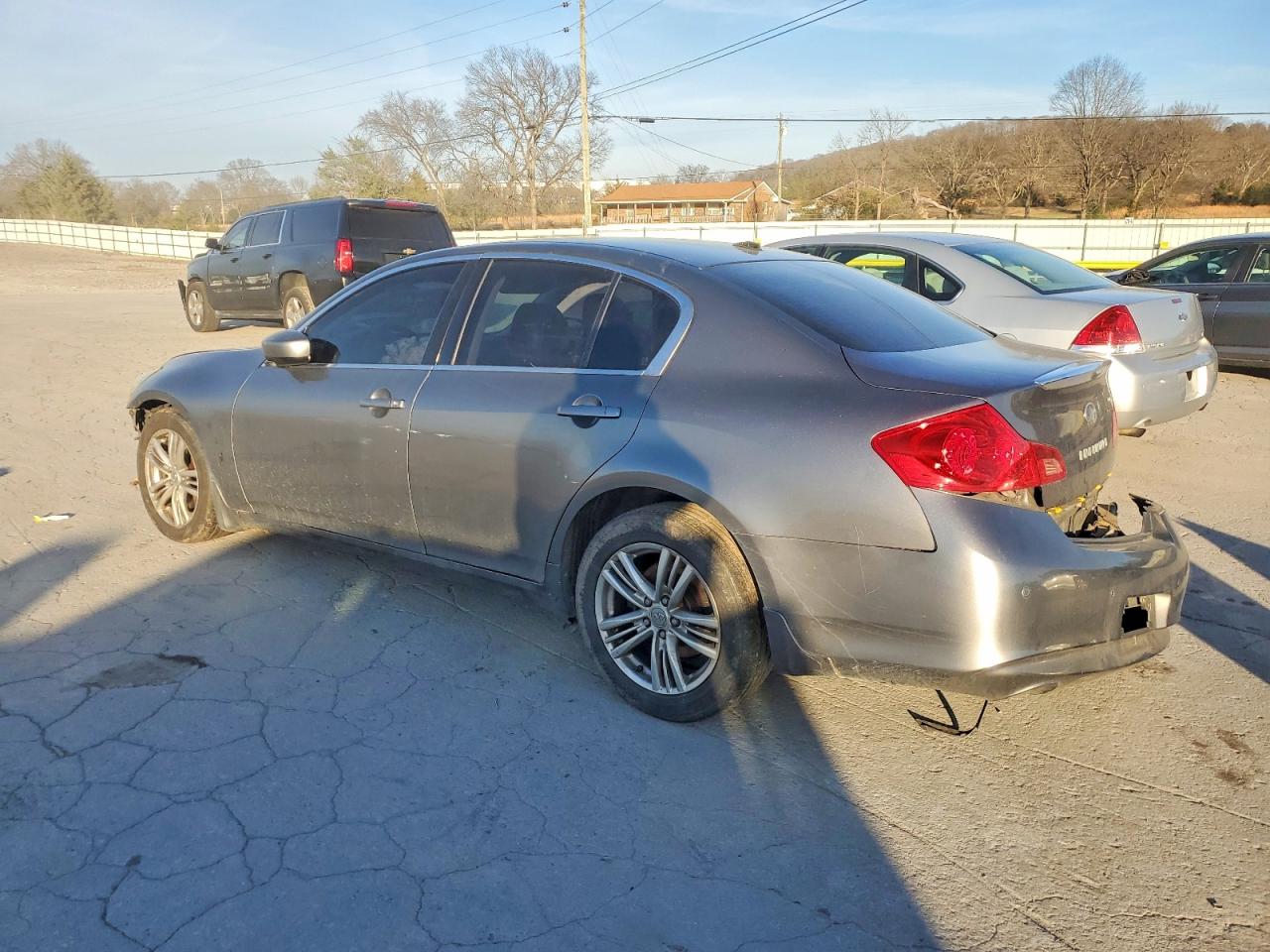 2010 INFINITI G37 photo 2