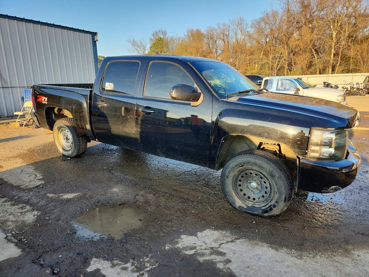 2010 CHEVROLET SILVERADO K1500 LTZ photo 4