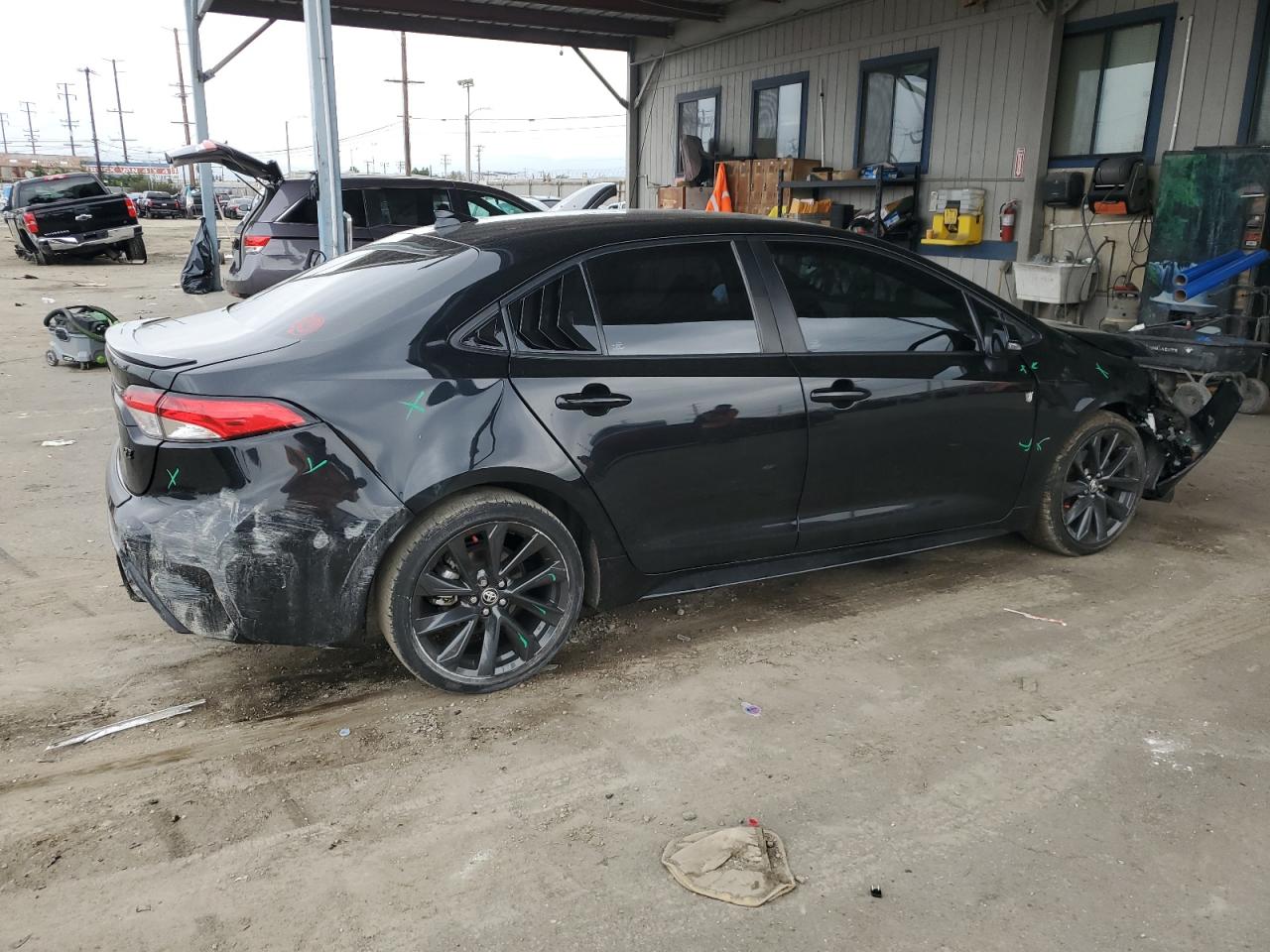 2023 TOYOTA COROLLA SE photo 3