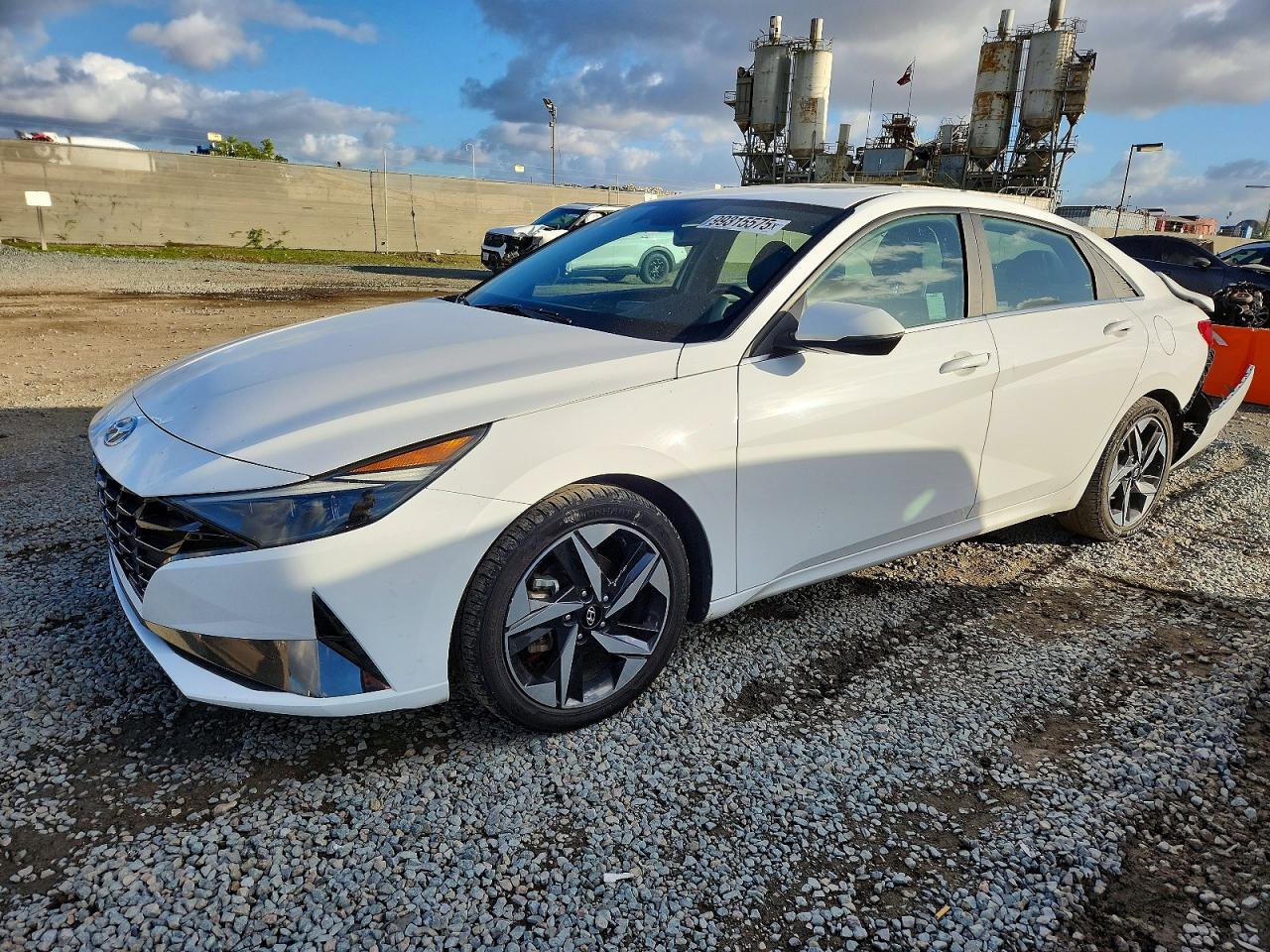 2023 HYUNDAI ELANTRA