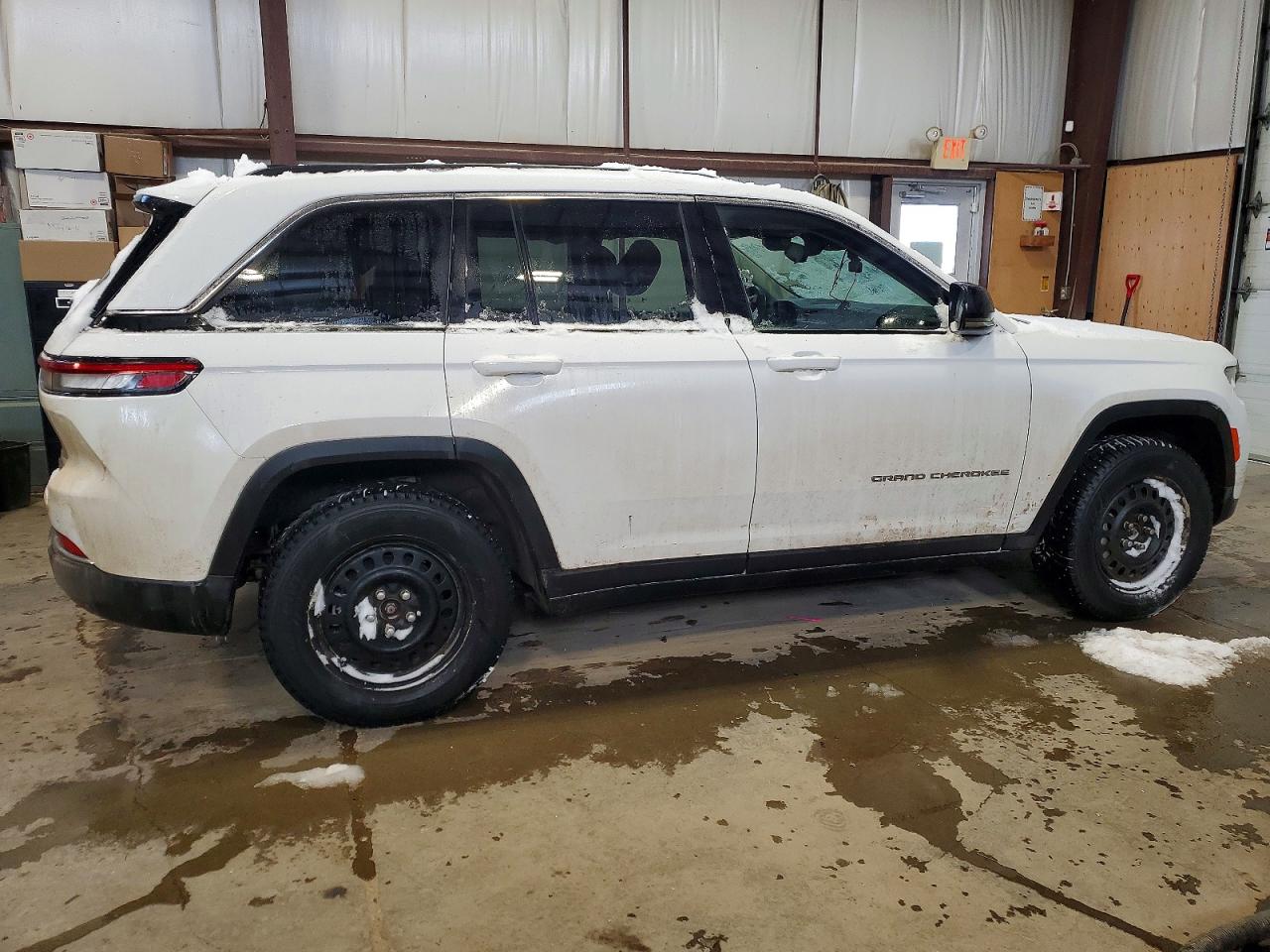 2023 JEEP GRAND CHEROKEE LIMITED photo 3