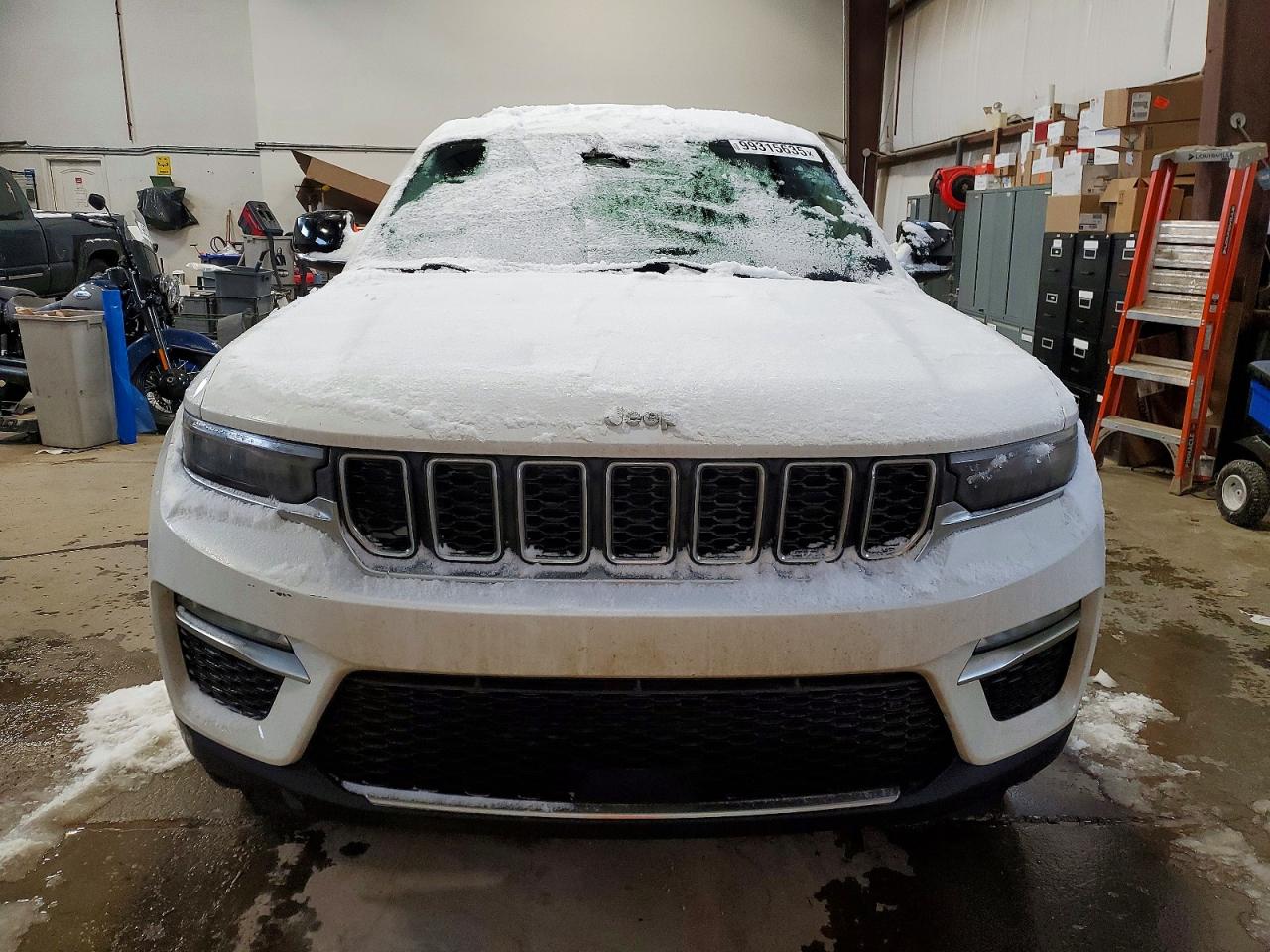 2023 JEEP GRAND CHEROKEE LIMITED photo 5