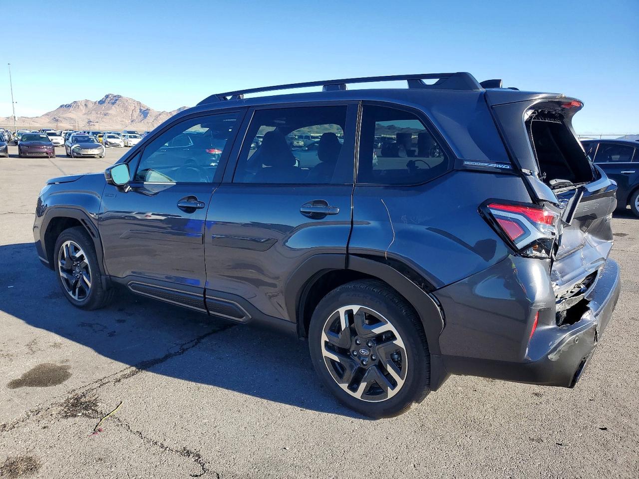 2025 SUBARU FORESTER LIMITED photo 2