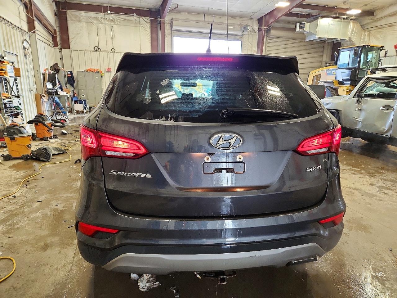 2018 HYUNDAI SANTA FE SPORT 2.4L photo 16