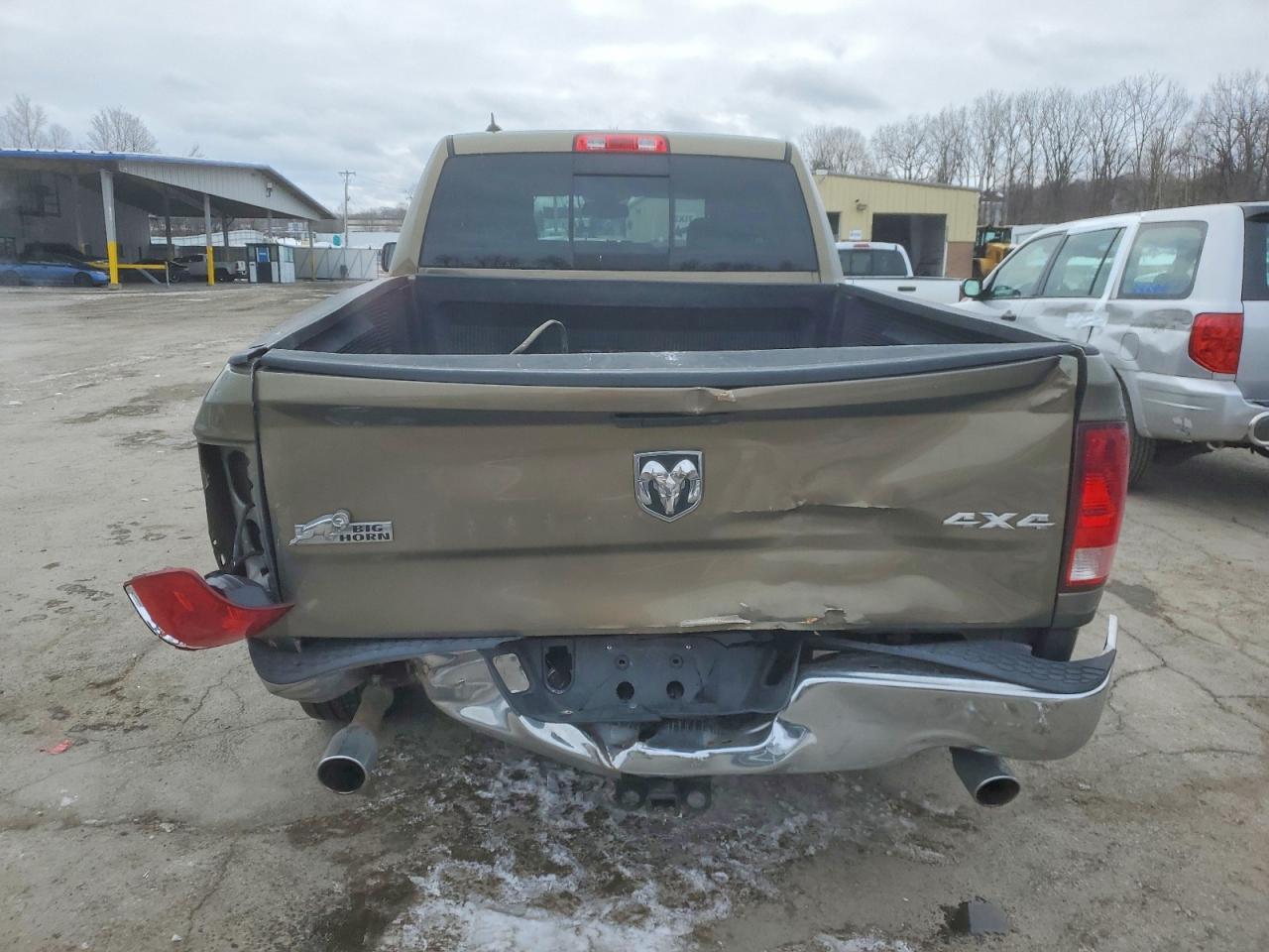 2013 RAM 1500 SLT photo 11