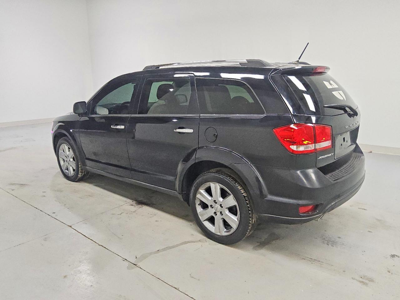 2014 DODGE JOURNEY LIMITED photo 2