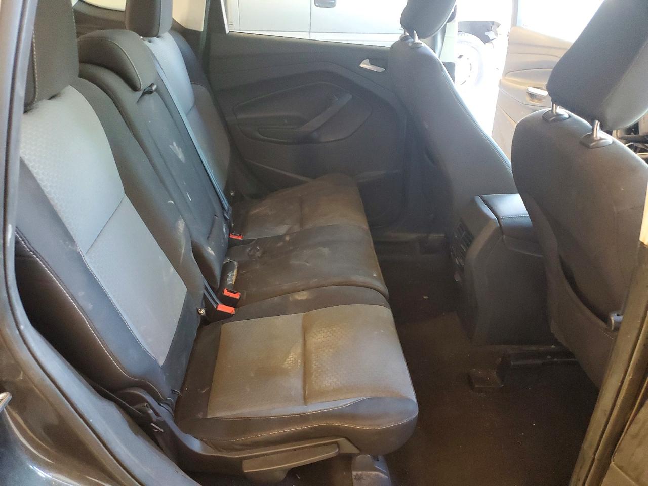2019 FORD ESCAPE SE photo 21