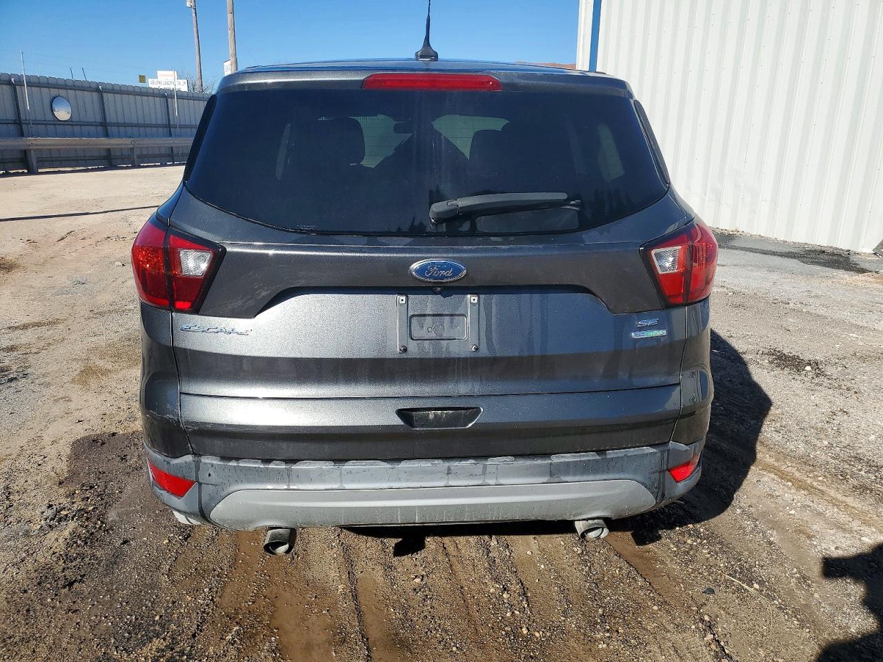 2019 FORD ESCAPE SE photo 11