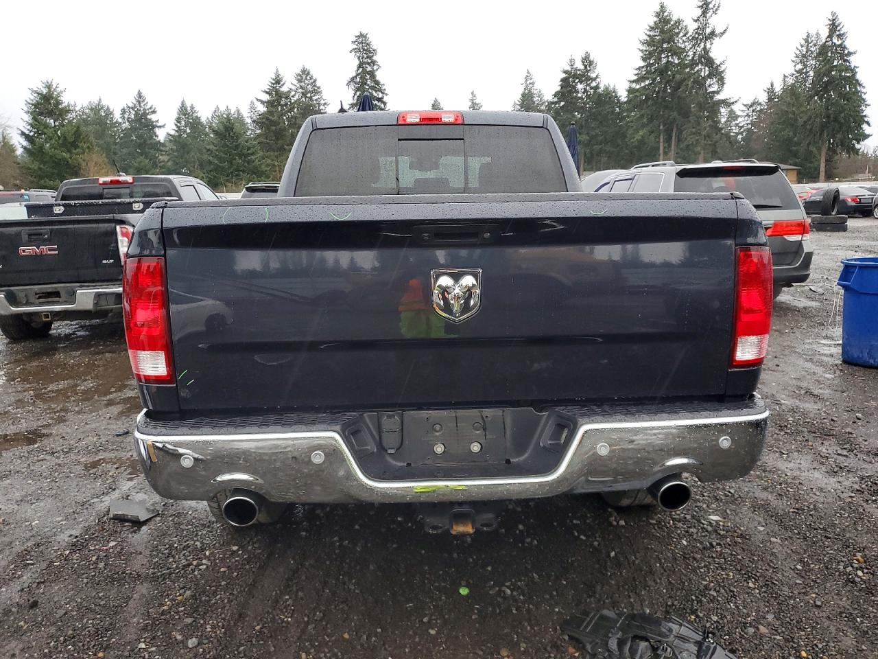 2017 RAM 1500 SLT photo 16
