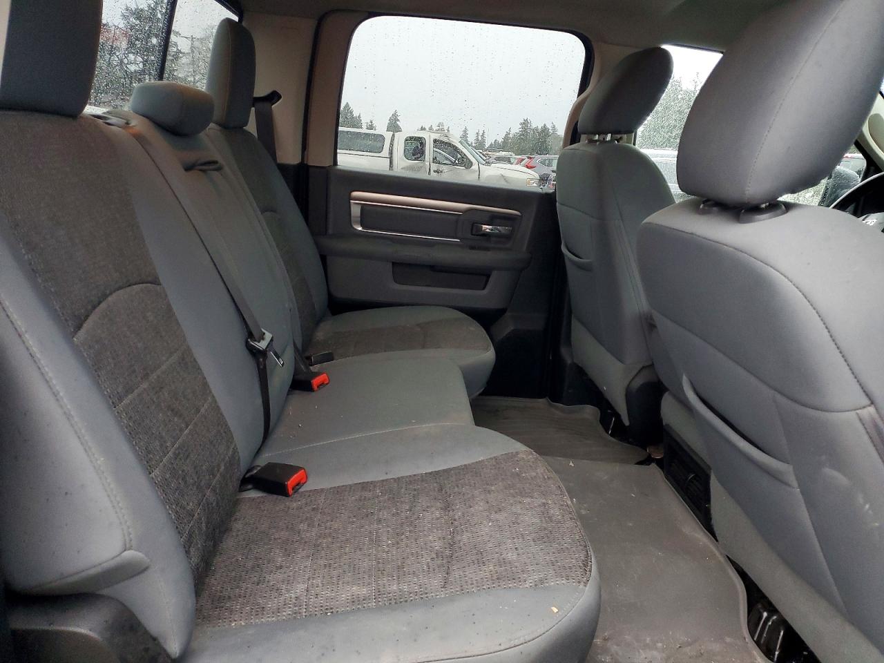 2017 RAM 1500 SLT photo 28
