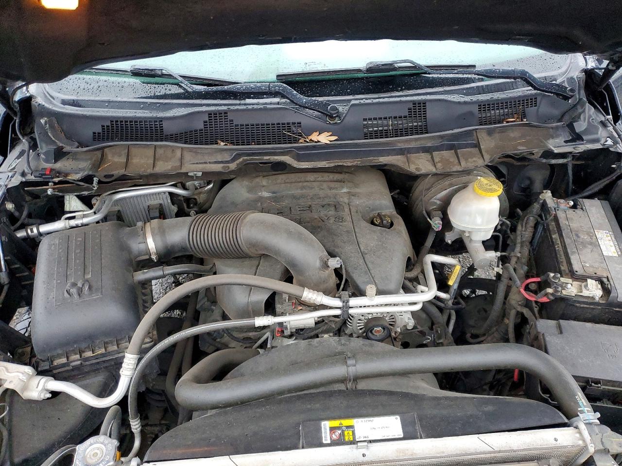 2017 RAM 1500 SLT photo 31
