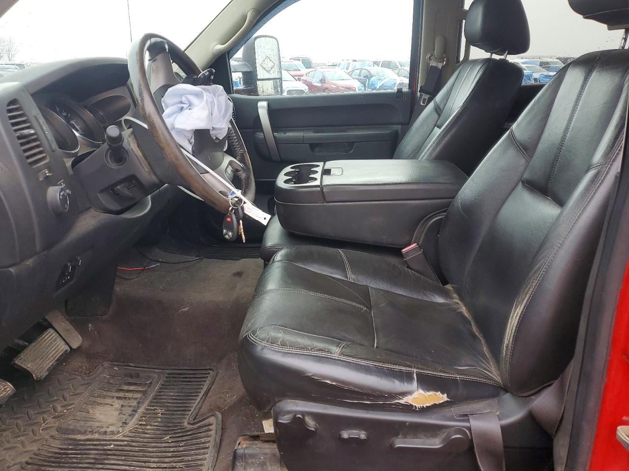 2014 CHEVROLET SILVERADO K3500 LT photo 7