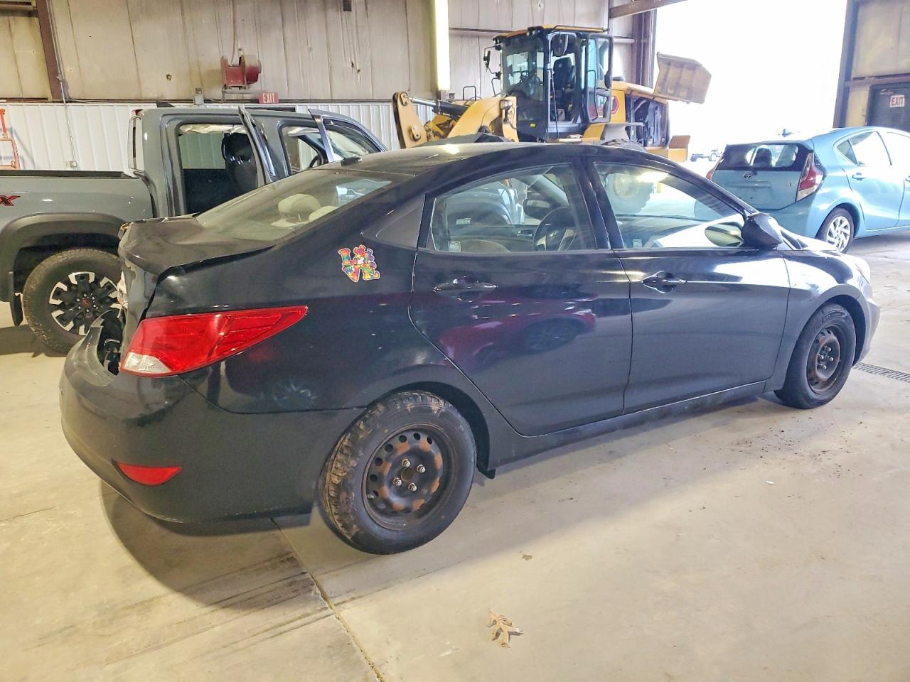 2017 HYUNDAI ACCENT SE photo 3