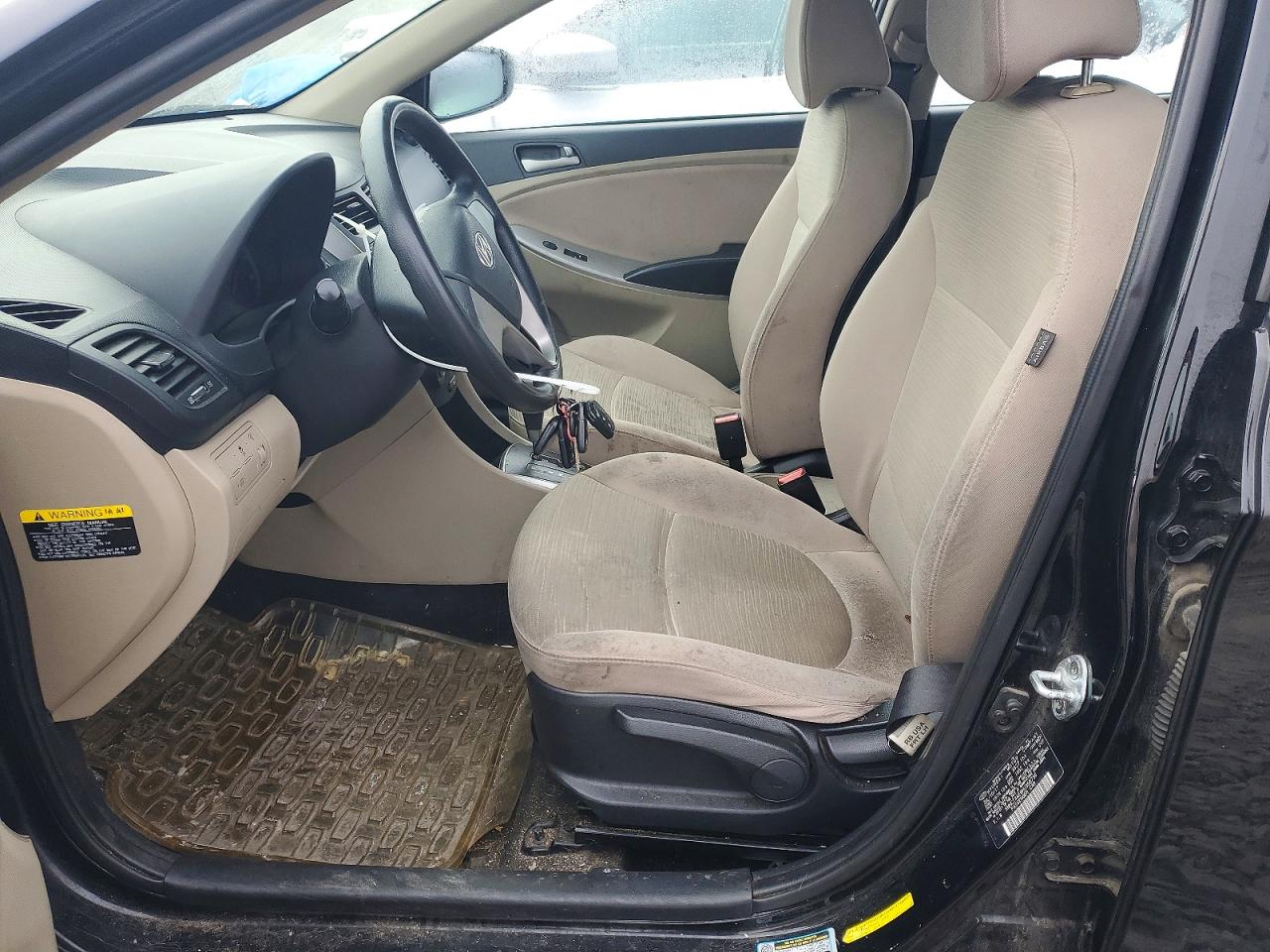 2017 HYUNDAI ACCENT SE photo 7