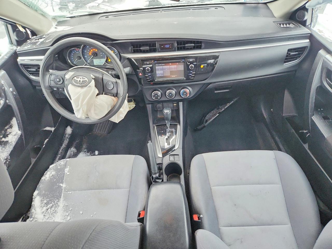 2016 TOYOTA COROLLA L photo 8