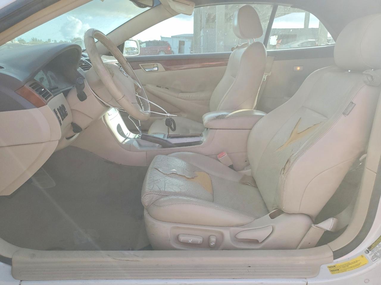 2006 TOYOTA CAMRY SOLARA SE photo 7