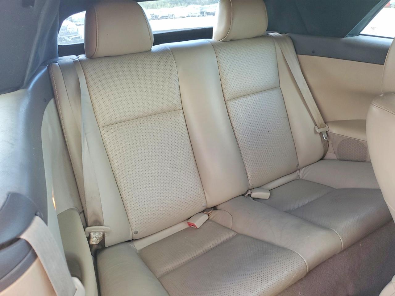2006 TOYOTA CAMRY SOLARA SE photo 10